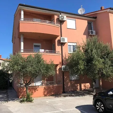 公寓 Two Olives, Free Parking, Close To Beaches & Park